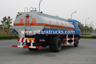 Dongfeng Oil Tank Truck 4x2 12.6CBM , Liquid Tanker For Gas Stations
